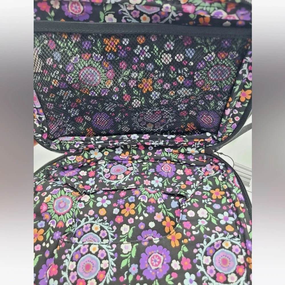 NEW Vera Bradley Y2K diaper Lighten Up Wipes Pouch baby bag floral inner print